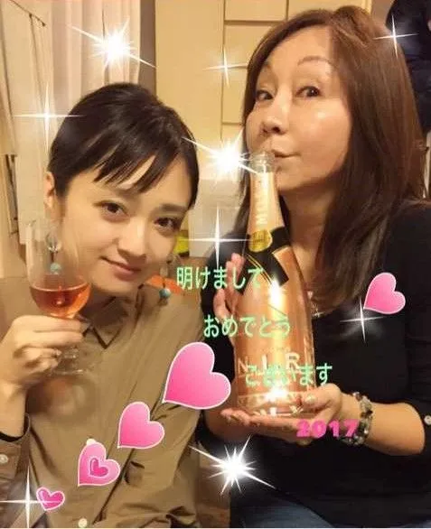 安達祐実井戸田潤見出し6
